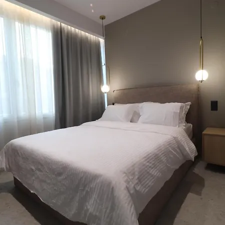 Tailor's #3 Apartment